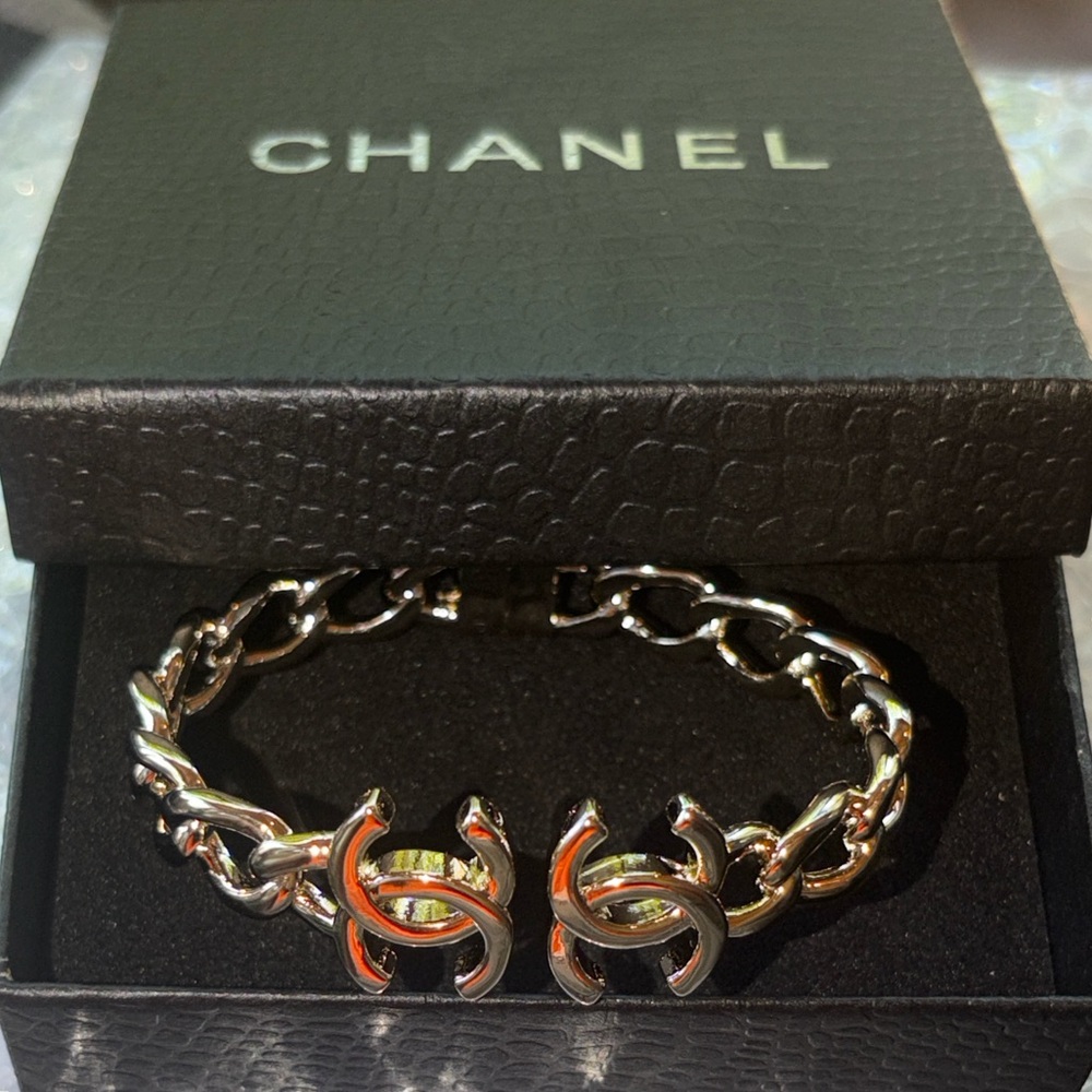 Chanel CC Open Chain Cuff + box